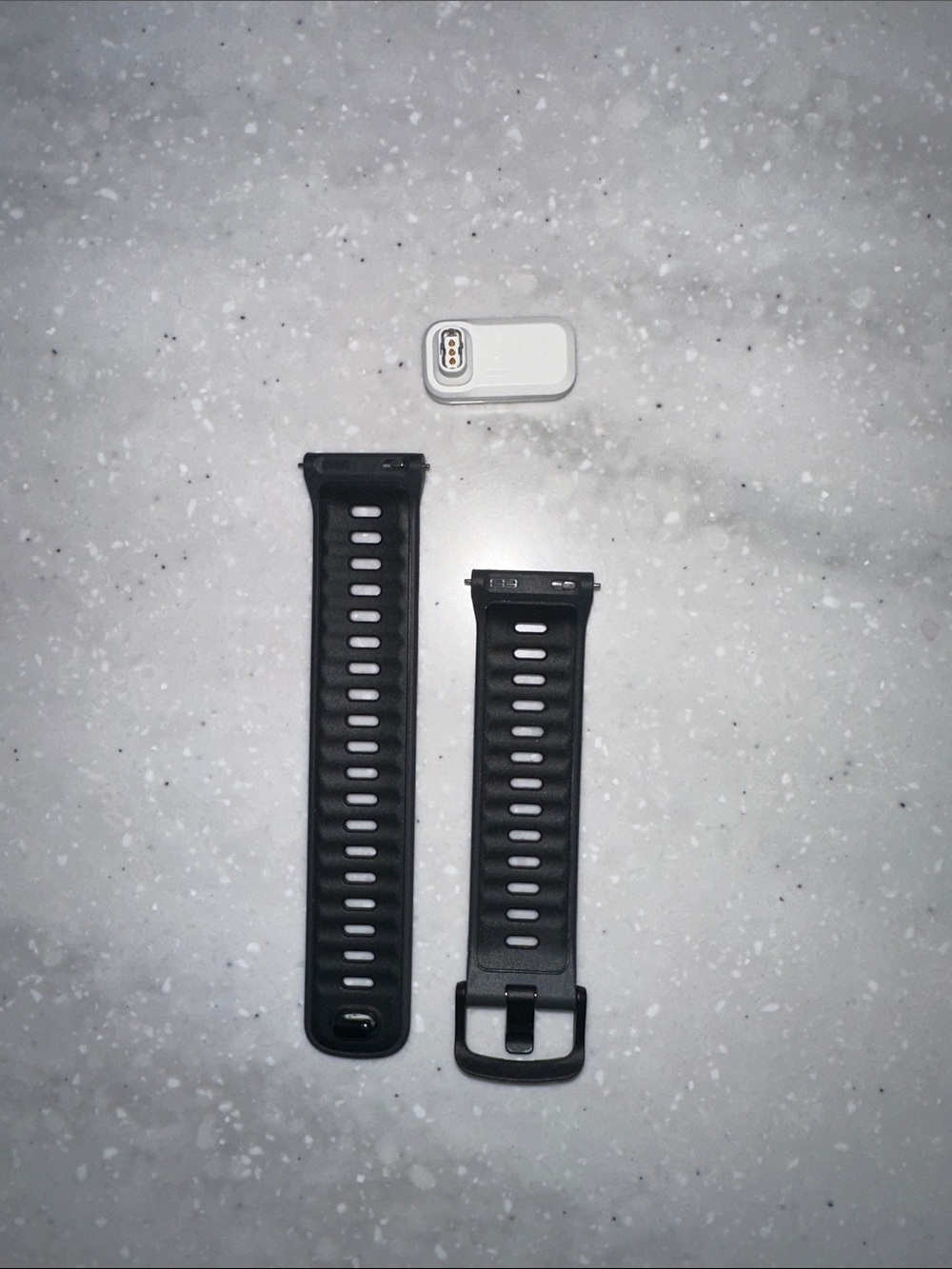 NWOT - Coros - PACE 4 silicone band + USB-C Charger
